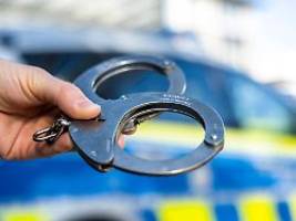 körperverletzung mit todesfolge?: 37-jähriger stirbt nach fesselung durch polizei